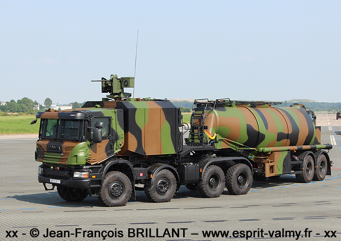 CARAPACE : CAmion RAvitailleur Pétrolier de l’Avant à Capacité Etendue