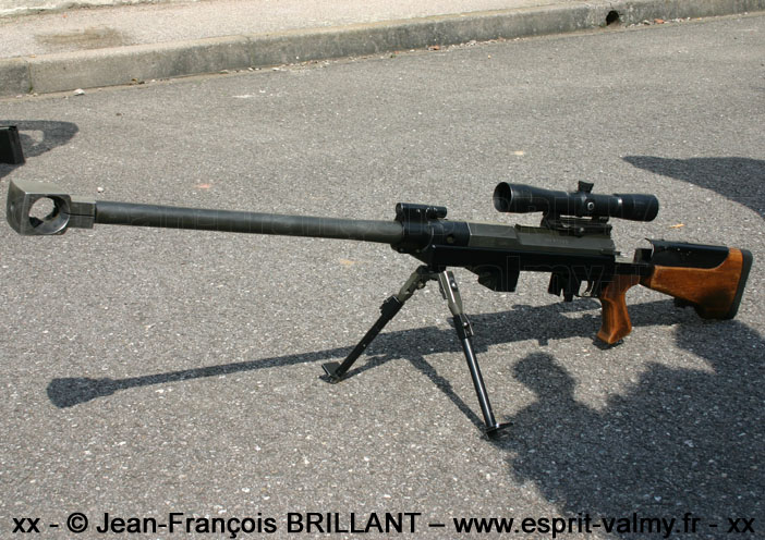 Fusil à répétition, calibre 12,7mm, modèle F1 (FR 12,7 F1) ; 1er Régiment de Tirailleurs