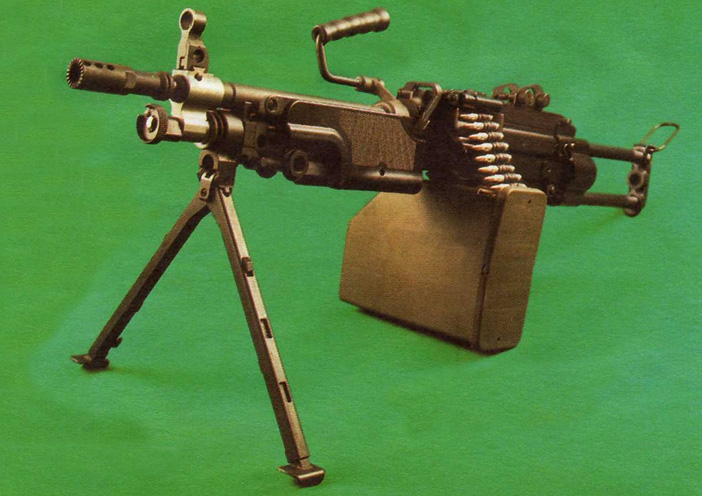 MINIMI : mitrailleuse légère de 5,56mm