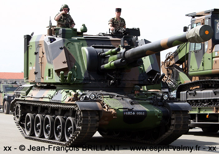 6834-0161 : canon automoteur de 155mm modèle F1 (155 Au F1), "Somme 1916", 40e Régiment d'Artillerie ; 2010