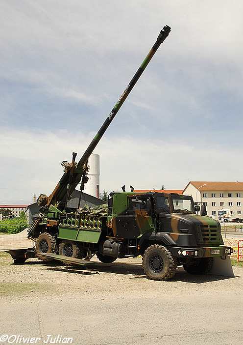 6081-0366 : CAESAR (Camion Equipé d'un Système d'Artillerie), 68e Régiment d'Artillerie d'Afrique ; 2011