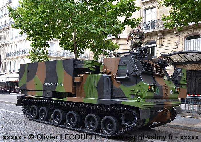 6914-0163 : LRU (Lance Roquette Unitaire, 1er Régiment d'Artillerie ; 14 juillet 2016