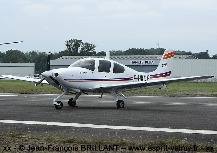 Cirrus SR20, F-HKCE ; EADS Cognac Aviation Training Service  ; Centre de Formation Aéronautique Militaire Initiale 05.312