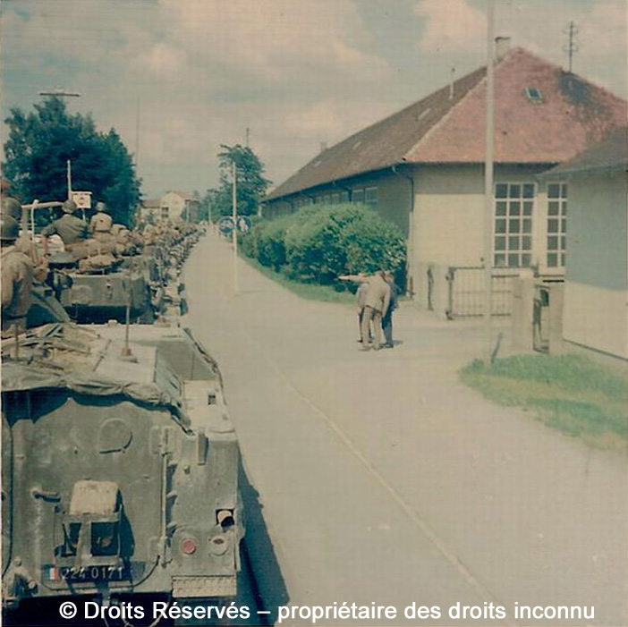 AMX 13 VTT Ch M56, tourelleau S470, Poste de Commandement, 224-0171, 5e Régiment de Dragons ; 1968
