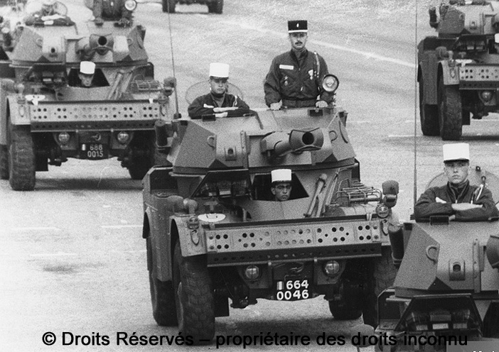 664-0046 : Panhard AML 90 (Auto-Mitrailleuse Légère, canon de 90mm), 1er Régiment Etranger de Cavalerie ; date inconnue