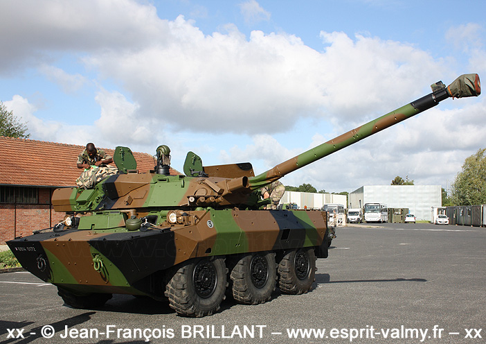 6914-0172 : AMX10 RCR, 1er Régiment d'Infanterie de Marine ; 2011