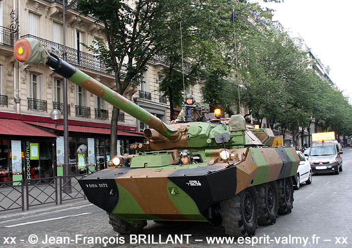 6914-0172 : AMX10 RCR, 1er Régiment d'Infanterie de Marine ; 14 juillet 2011