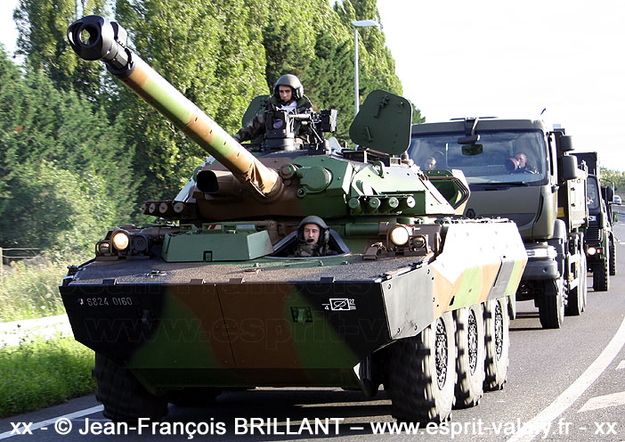 6824-0160 : AMX10 RCR, 4e Régiment de Chasseurs ; 2012