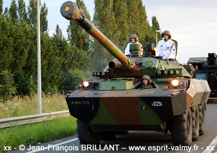6884-0078 : AMX10 RCR, 4e Régiment de Chasseurs ; 14 juillet 2012