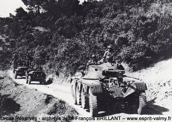 Panhard EBR FL-11, canon de 75 mm SA49, 8e Régiment de Hussards, ouverture de route en Algérie