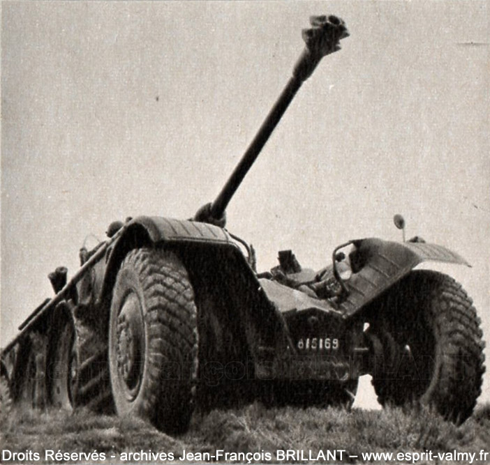Panhard EBR FL-11, canon de 75 mm SA49, unité inconnue ; date inconnue