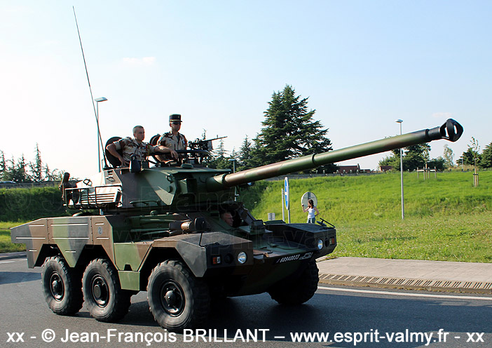 6894-0033 : ERC90D Sagaie, Régiment d'Infanterie-Chars de Marine ; 14 juillet 2013