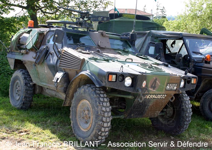 6994-0032 : Panhard VB2L (Véhicule Blindé Léger, Long), 152e Régiment d'Infanterie ; 2005