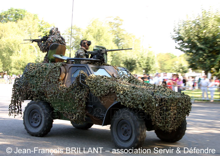 AA N F1 sur VB2L PRB, 2e Régiment de Hussards ; 2011