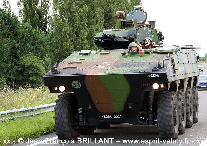 6094-0024 : Nexter / Renault VBCI (Véhicule Blindé de Combat d'Infanterie), VCI (Véhicule de Combat d'Infanterie), 92e Régiment d'Infanterie ; 2012