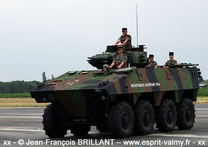 6094-0045 : Nexter / Renault VBCI (Véhicule Blindé de Combat d'Infanterie), VCI (Véhicule de Combat d'Infanterie), 92e Régiment d'Infanterie ; 2010