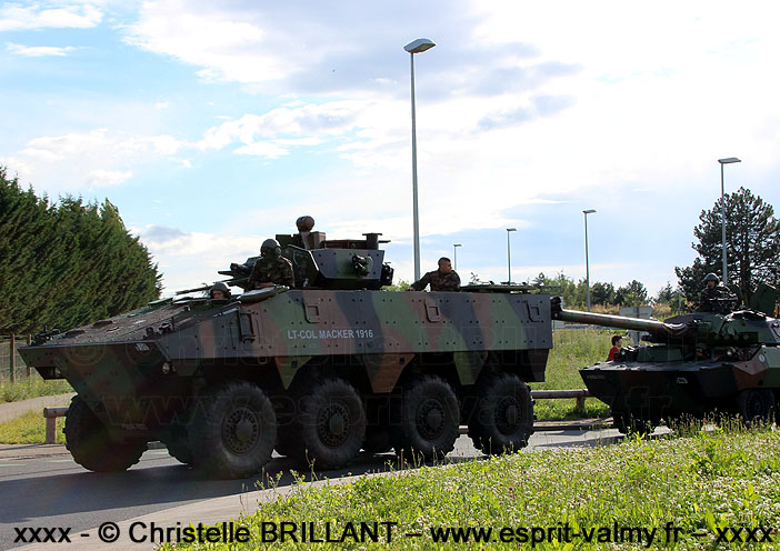 6094-0055 : Nexter / Renault VBCI (Véhicule Blindé de Combat d'Infanterie), VCI (Véhicule de Combat d'Infanterie), 92e Régiment d'Infanterie ; 2012