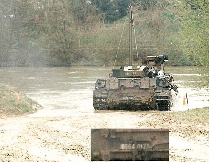 664-0125 : AMX 30B2, 2e Régiment de Chasseurs ; 1995