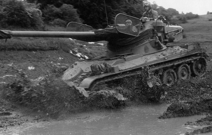 AMX 13-75 SS11 TCM (Télé Commande Manuelle, 8e Groupe de Chasseurs Mécanisés ; date inconnue