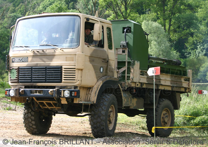 6862-0466 : Renault TRM 2.000 équipé PAMELA (Plate forme d’Adaptation Mistral Equipée, Légère, Aérotransportable), 54e Régiment d'Artillerie ; 2007