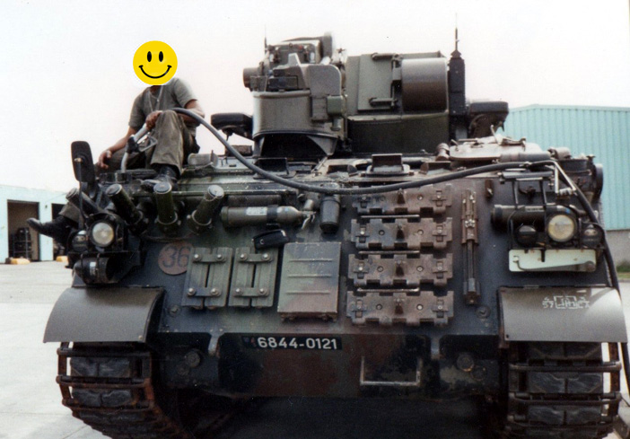 6844-0121 : SACP Roland 2, châssis AMX30, 57e Régiment d'Artillerie ; 1993