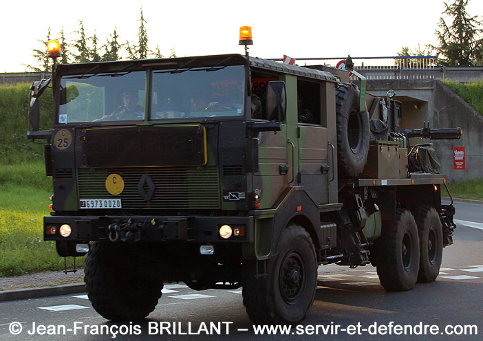 6973-0020 : Renault TRM 10.000 CLD (Camion Lourd de Dépannage, 54e Régiment des Transmissions ; 2013