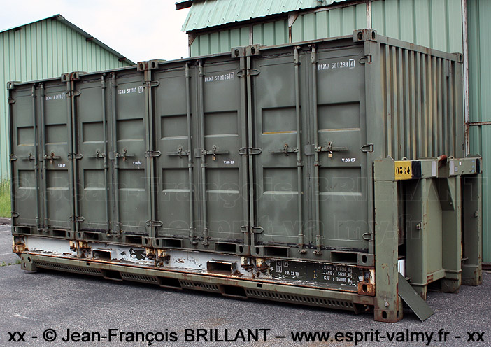 LJ 60, conteneurs de 5 pieds sur PLM19 ; 121e Régiment du Train