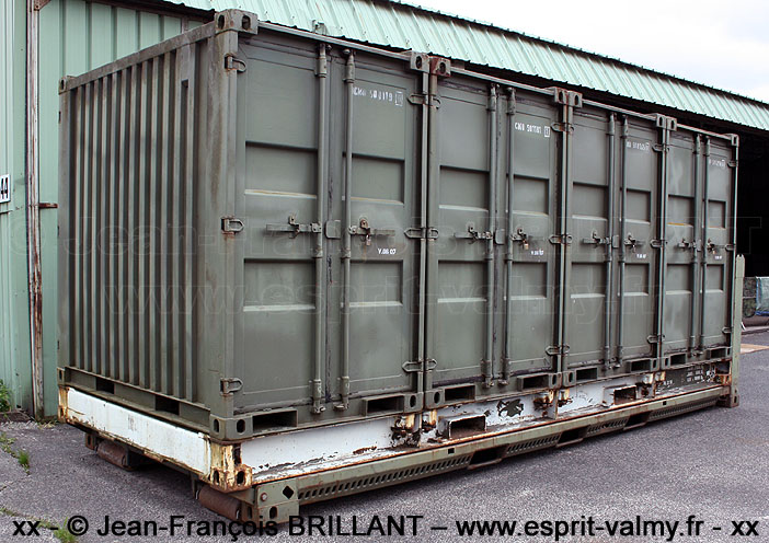 LJ 60, conteneurs de 5 pieds sur PLM19 ; 121e Régiment du Train
