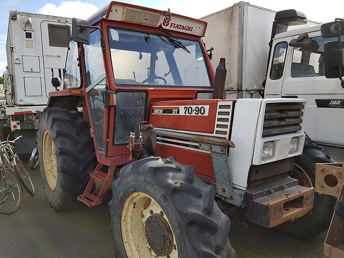 Fiat 70/90 DT, 6873-0908, tracteur agricole, 2e Régiment du Matériel, vente des Domaines ; 2019
