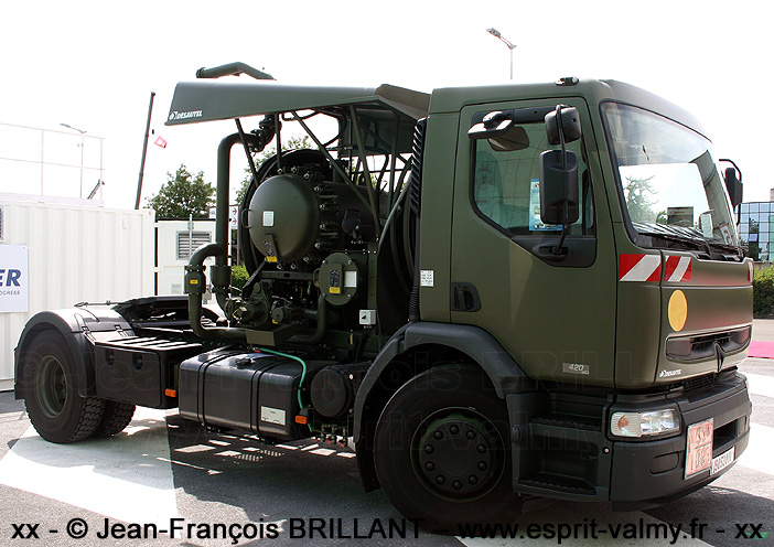 Premium 420.16, tracteur-avitailleur, 9053-0001 ; Service des Essences des Armées