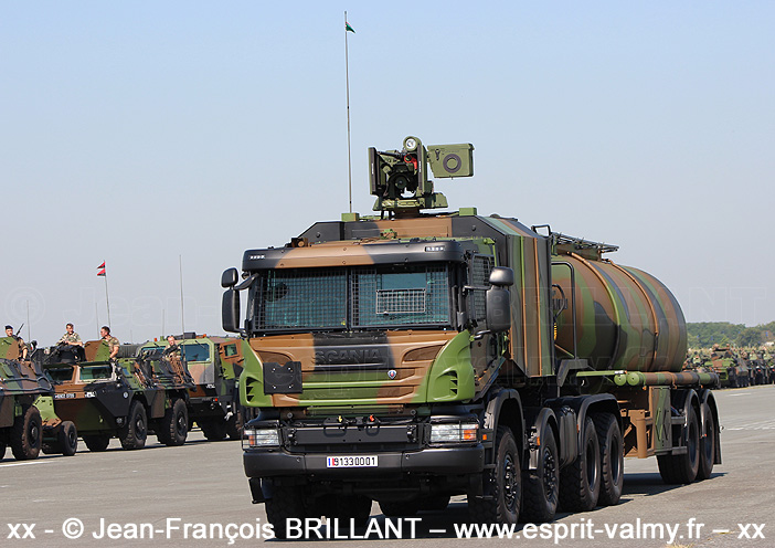 9133-0001 : Scania P440 8x4, CARAPACE, Base Pétrolière Inter-Armées ; 2013