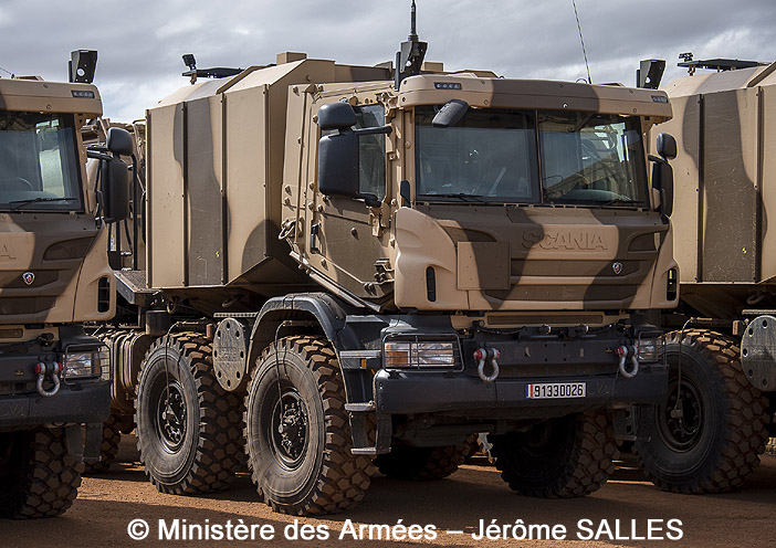 9133-0026 : Scania P440 8x4, CARAPACE, Base Pétrolière Inter-Armées, Barkhane ; 2018