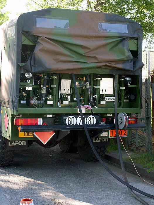 6043-1069 : Scania R114CB, CCP-GC (Camion Citerne Polyvalent de Grande Capacité), version "ravitailleur terrestre", 511e Régiment du Train ; 2008