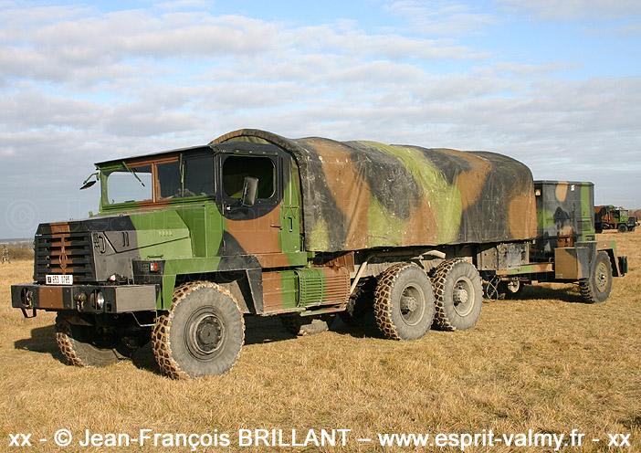 653-0785 : Berliet GBC8KT, châssis long, débâch'vite, 402e Régiment d'Artillerie ; 2005