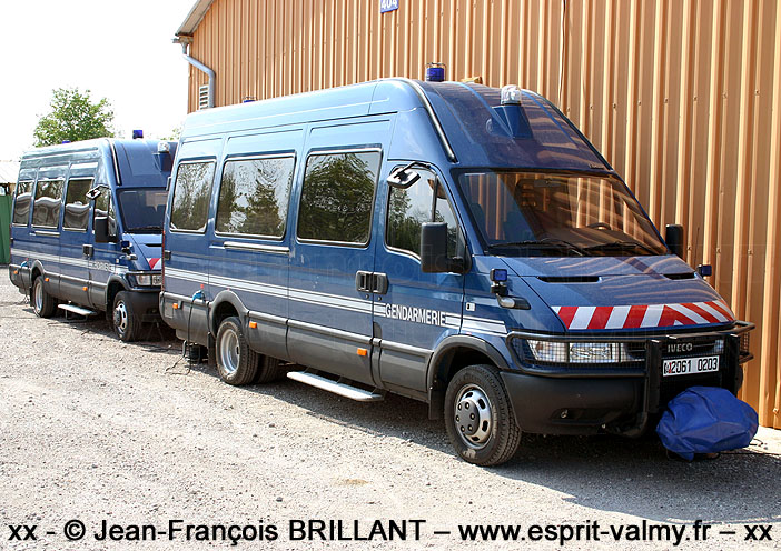 2061-0203 : Irisbus 50C17 VTGM (Véhicule de Transport de Groupe de la Gendarmerie Mobile), Escadron de Gendarmerie Mobile xx/x ; 2007