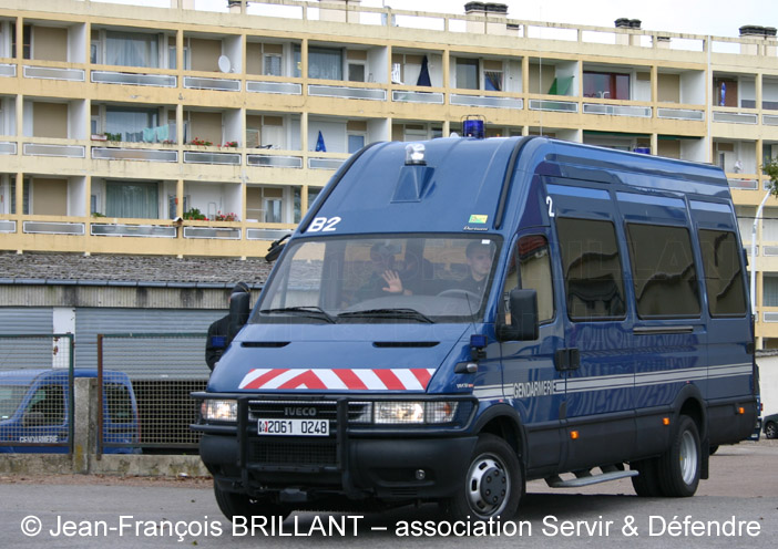 2061-0248 : Irisbus 50C17 VTGM (Véhicule de Transport de Groupe de la Gendarmerie Mobile), Escadron de Gendarmerie Mobile 32/7 ; 2007