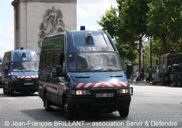 2061-0016 : Irisbus 50C17 VTGM (Véhicule de Transport de Groupe de la Gendarmerie Mobile), Escadron de Gendarmerie Mobile 31/5 ; 2009