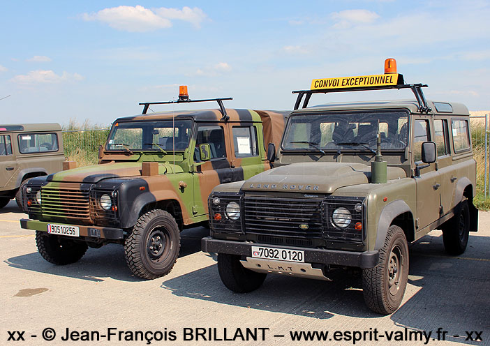 7092-0120 : Land Rover Defender 110 Td4 2.4 "Station Wagon", radio 1 VHF, Escadron de Défense Sol-Air 12.950 "Tursan" ; 2013