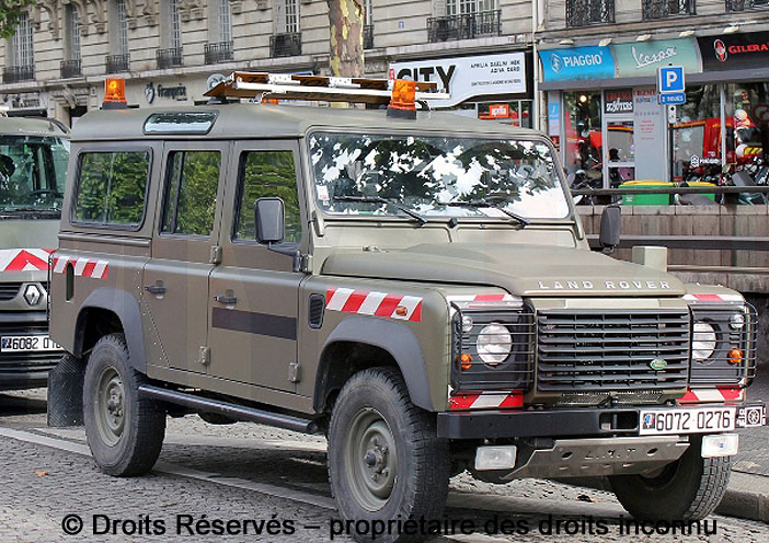 6072-0276 : Land-Rover Defender 110 Td4 2.4, Station Wagon, "ConvEx", 516e Régiment du Train ; 2012 (auteur inconnu, via Luc DEGARDIN)