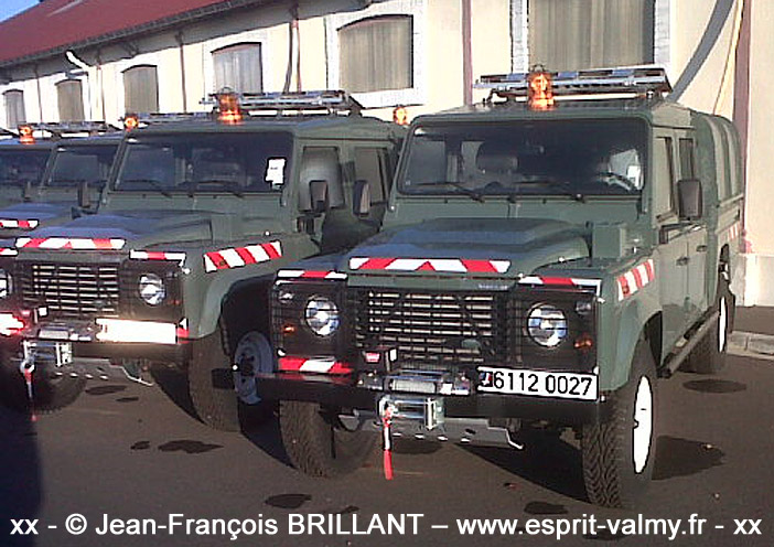 6112-0027 : Land Rover Defender 130 Td4 2.4, crew cab, pick-up, hard top, NEDEX ; 12e Base de Soutien du Matériel, détachement de Satory ; 2011