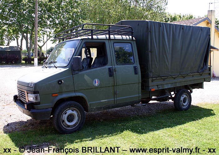 Peugeot J5 2.5 TD, 4x4, Plateau Ridelles Bâché, 6962-0427 ; 68e Régiment d'Artillerie d'Afrique