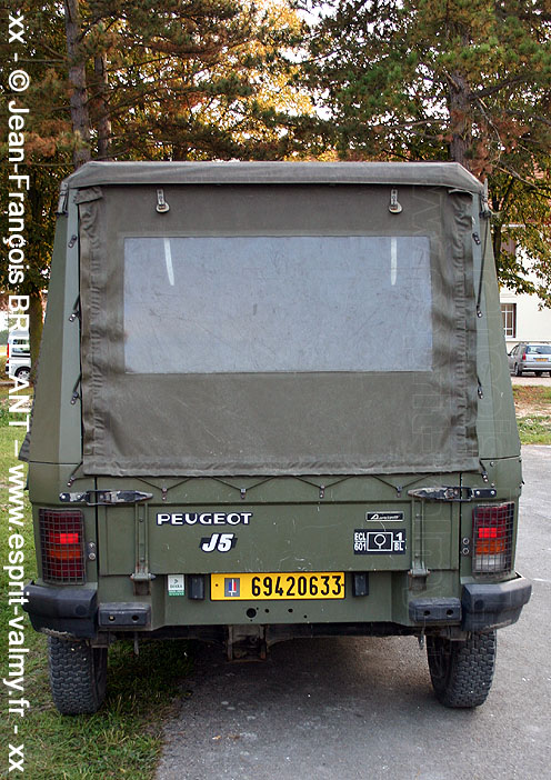 Peugeot J5 4x4, pick-up bâché, Marine Nationale (1) - Esprit de Valmy,  anciennement Servir & Défendre