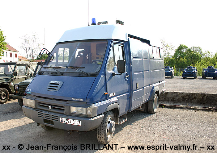 2953-0047 : Renault B110, PC Trans, Escadron de Gendarmerie Mobile 26/6 ; 2007