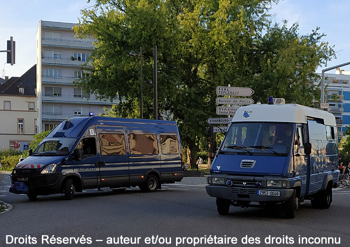 2953-0048 : Renault B110, PC Trans, Escadron de Gendarmerie Mobile xx/7 ; 2019