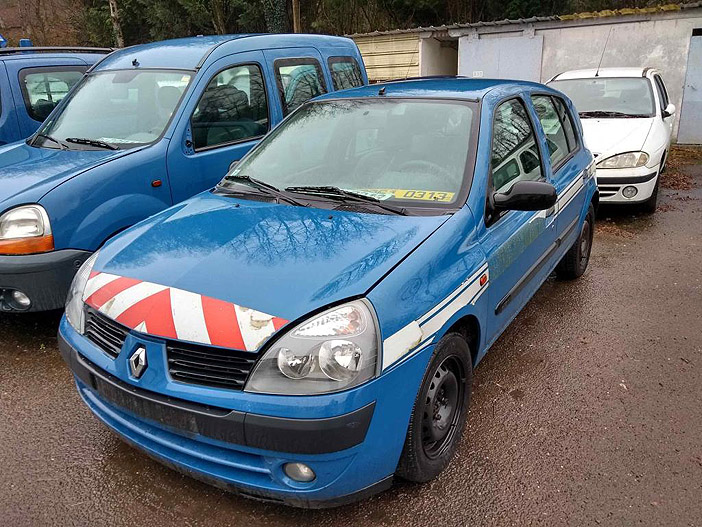 2061-0313 : Renault Clio 1.5 dCi 65, Gendarmerie, vente des Domaines ; 2020