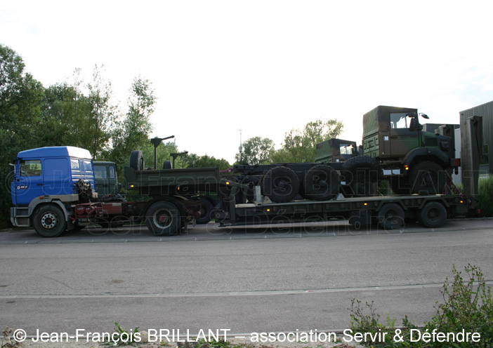 Renault G300.19, tracteur de semi-remorque, 6933-0326, 17e Base de Soutien du Matériel ; 2011