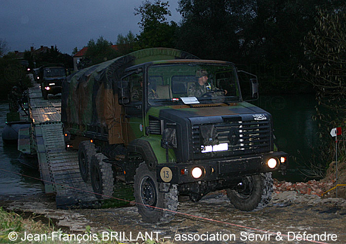 Renault GBC180, cabine tôlée 1.1, cargo, 6xx3-xxxx, 16e Bataillon de Chasseurs ; 2007