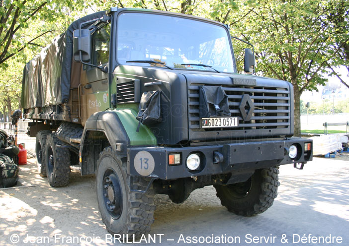 6023-0571 : Renault GBC180, cabine tôlée type 1.2, cargo, 3e Régiment du Génie ; 2005