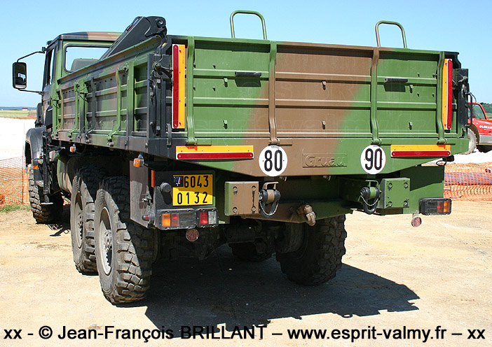 6043-0132 : Renault GBC180, cabine tôlée type 1.2, cargo, BMH, 61e Régiment d'Artillerie ; 2005