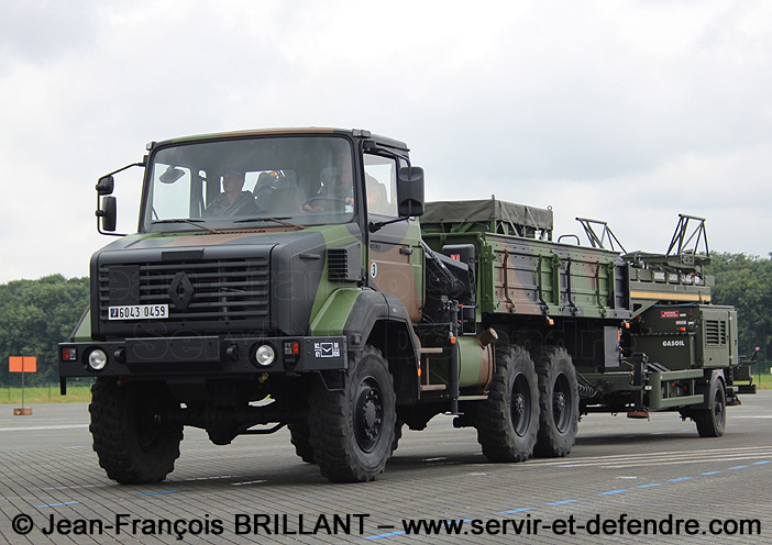 Renault GBC180, cabine tôlée type 1.2, cargo, BMH, 6043-0459, 61e Régiment d'Artillerie ; 2014